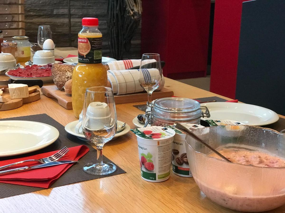 Bnb Vino Veritas Salgesch Exteriér fotografie