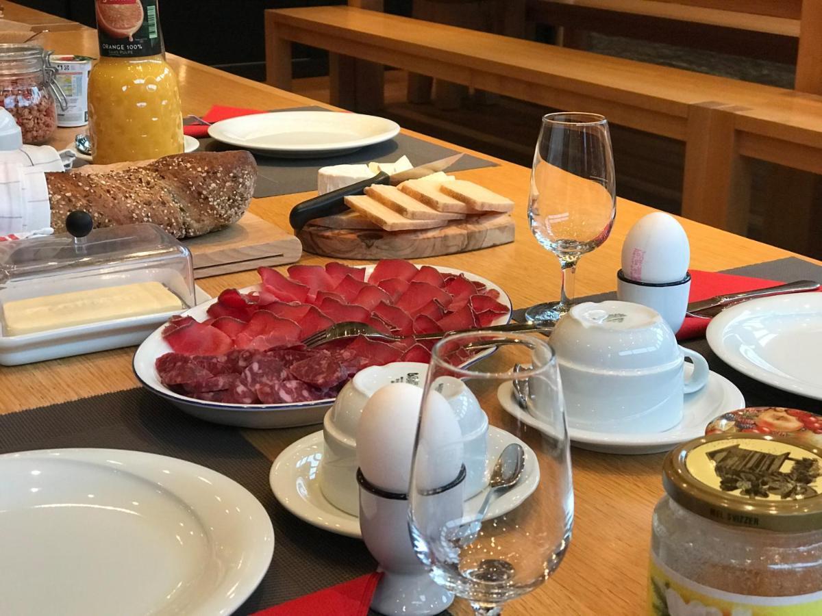 Bnb Vino Veritas Salgesch Exteriér fotografie